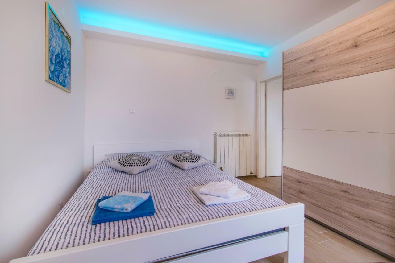 Apartments Elza ปอร์โตรอซ ภายนอก รูปภาพ